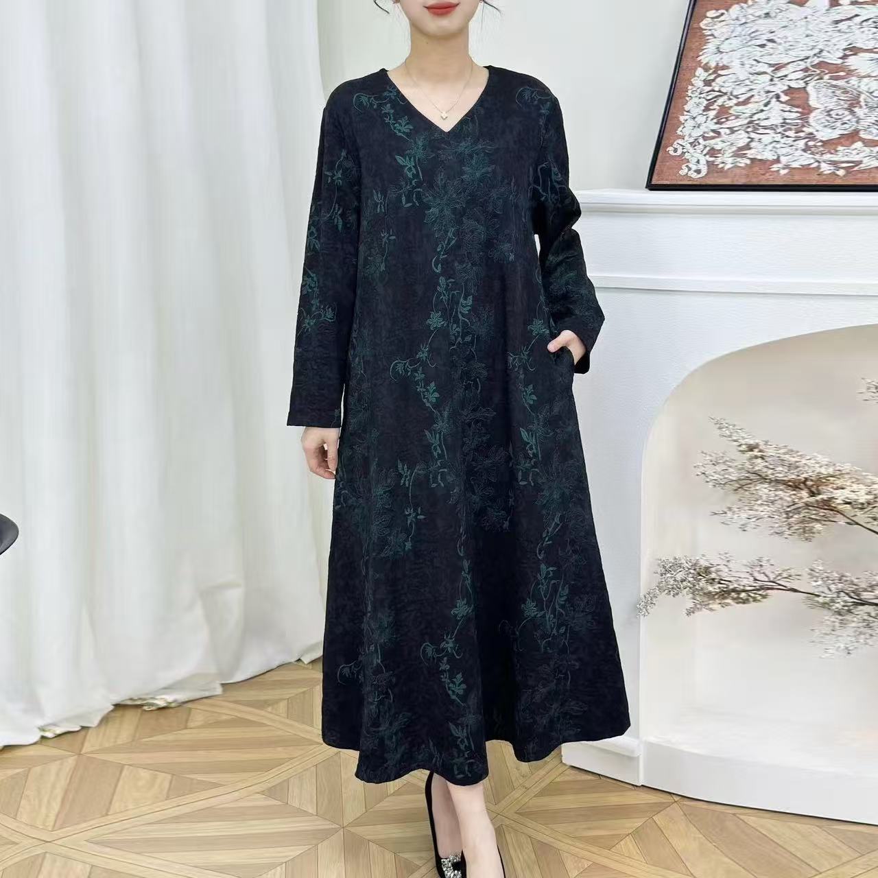 Q14001优雅显瘦长款连衣裙