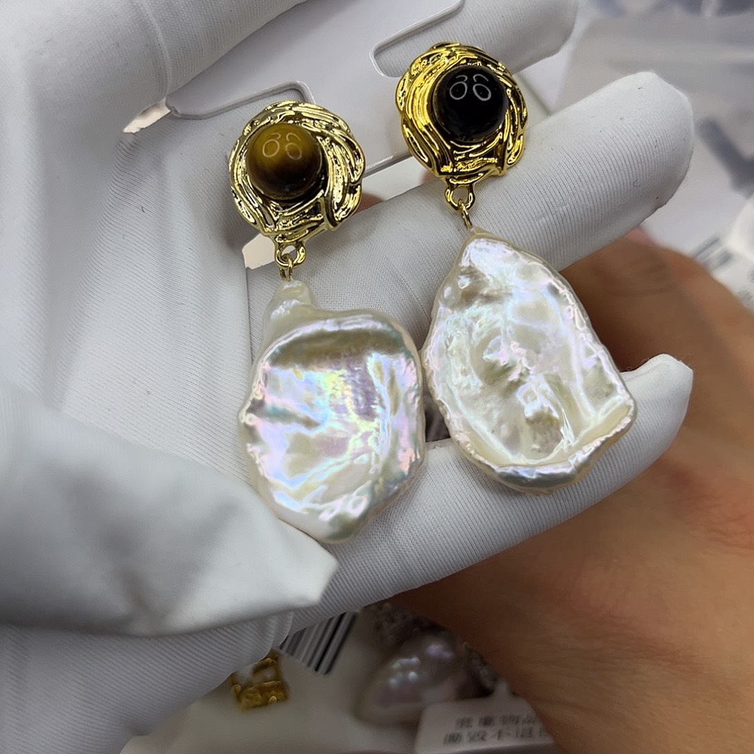 合金淡水珍珠耳饰