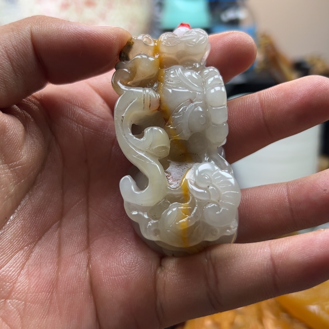 石英质玉（黄龙玉）未镶嵌hly