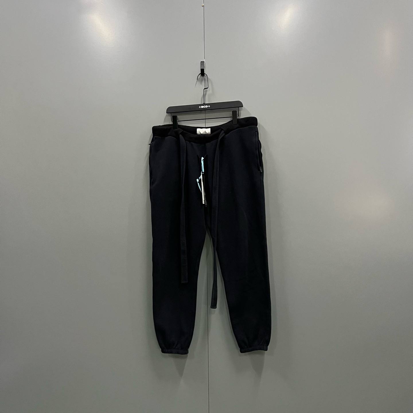 95新 maje jp905 205917   飘带抽绳运动裤 XL码