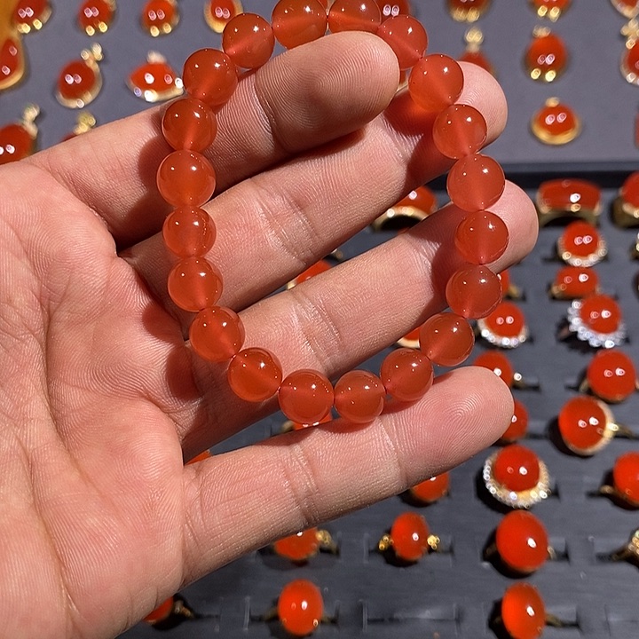 南红玛瑙手链未镶嵌