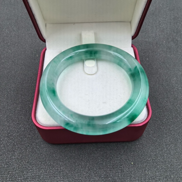  【洁白无瑕 光彩照人】手镯 GDJ6726