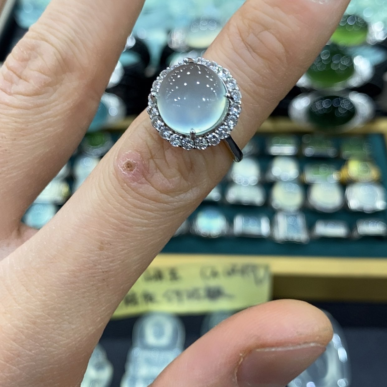 【闪购商品】银S925镶嵌蛇纹石玉戒指@***爱