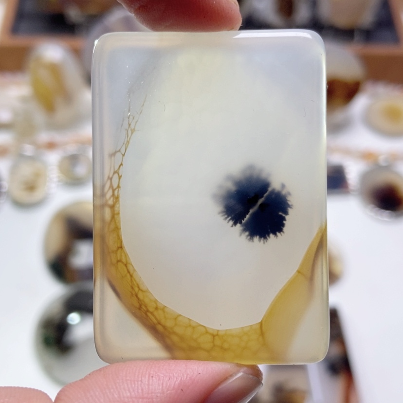 【闪购商品】玛瑙/玉髓颈饰未镶嵌