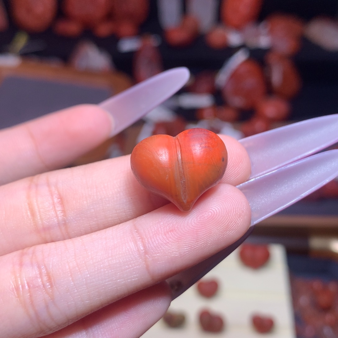 南红玛瑙未镶嵌珠宝半成品包浆屁桃