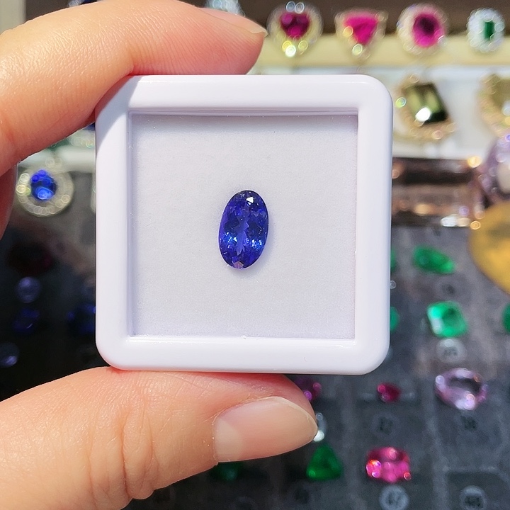 坦桑石裸石未镶嵌2.545ct