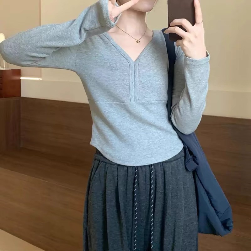 欧货纯色v领长袖t恤女2025春秋新款内搭修身