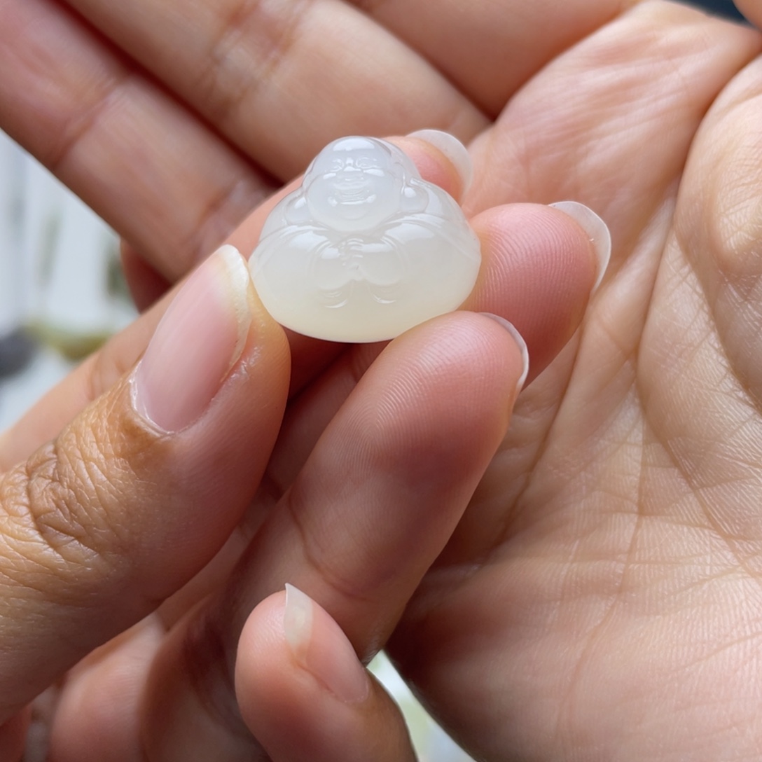 啊***！和田玉未镶嵌吊坠(不含链)