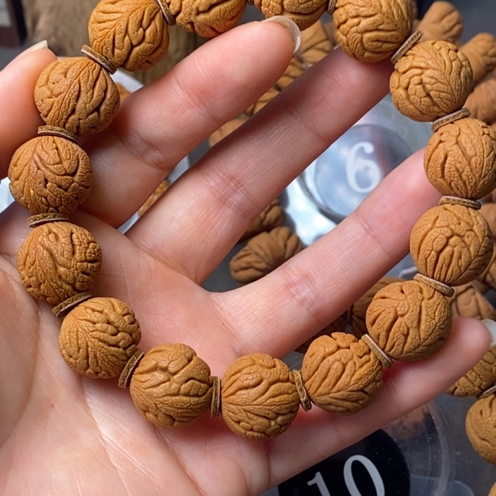 文玩核桃手串秦岭野生龙纹桃核18