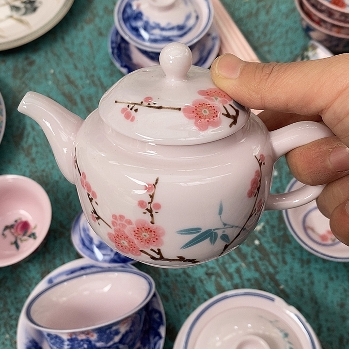摆件陶红稀土翠竹壶