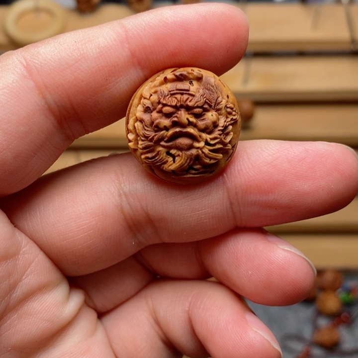 桃核雕刻钟馗单颗