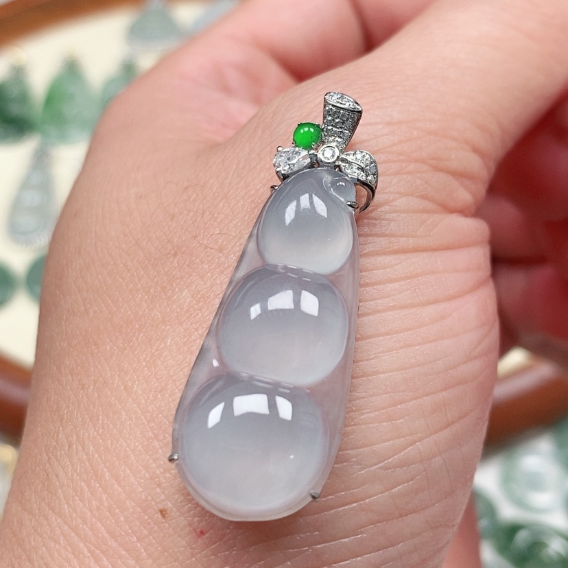 【闪购商品】翡翠吊坠(不含链)18K金镶嵌