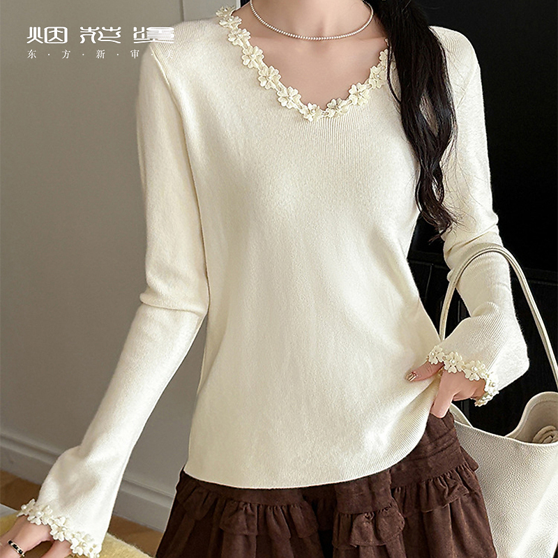 烟花烫小个子针织打底衫女冬季新款杏色气质百搭长袖毛衣 娇玲