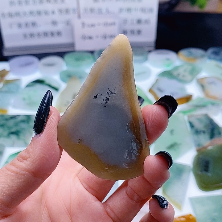 定制翡翠未镶嵌定制翡翠未镶嵌