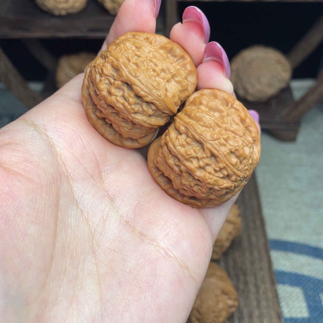 文玩核桃把件38白狮子