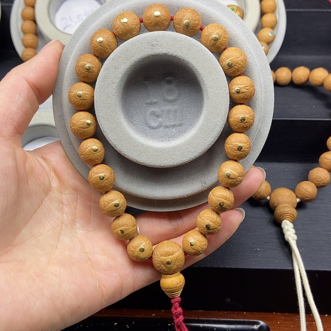 小****凤眼菩提手串11.5➕铜，25年籽