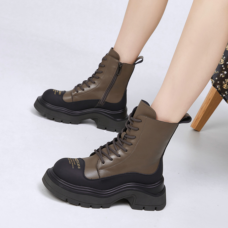 甜酷百搭厚底马丁靴女2024秋冬季新款增高英伦风复古配裙子短靴子