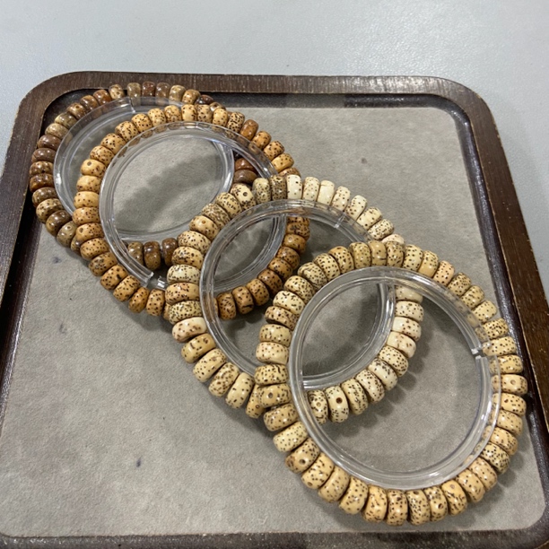 A336陈籽星月菩提卡0.9单圈手串（底色多样，发货发其一）