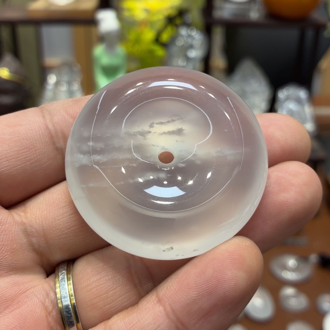 半***年石英质玉未镶嵌石英质玉平安扣