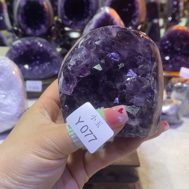 水晶摆件未镶嵌摆件