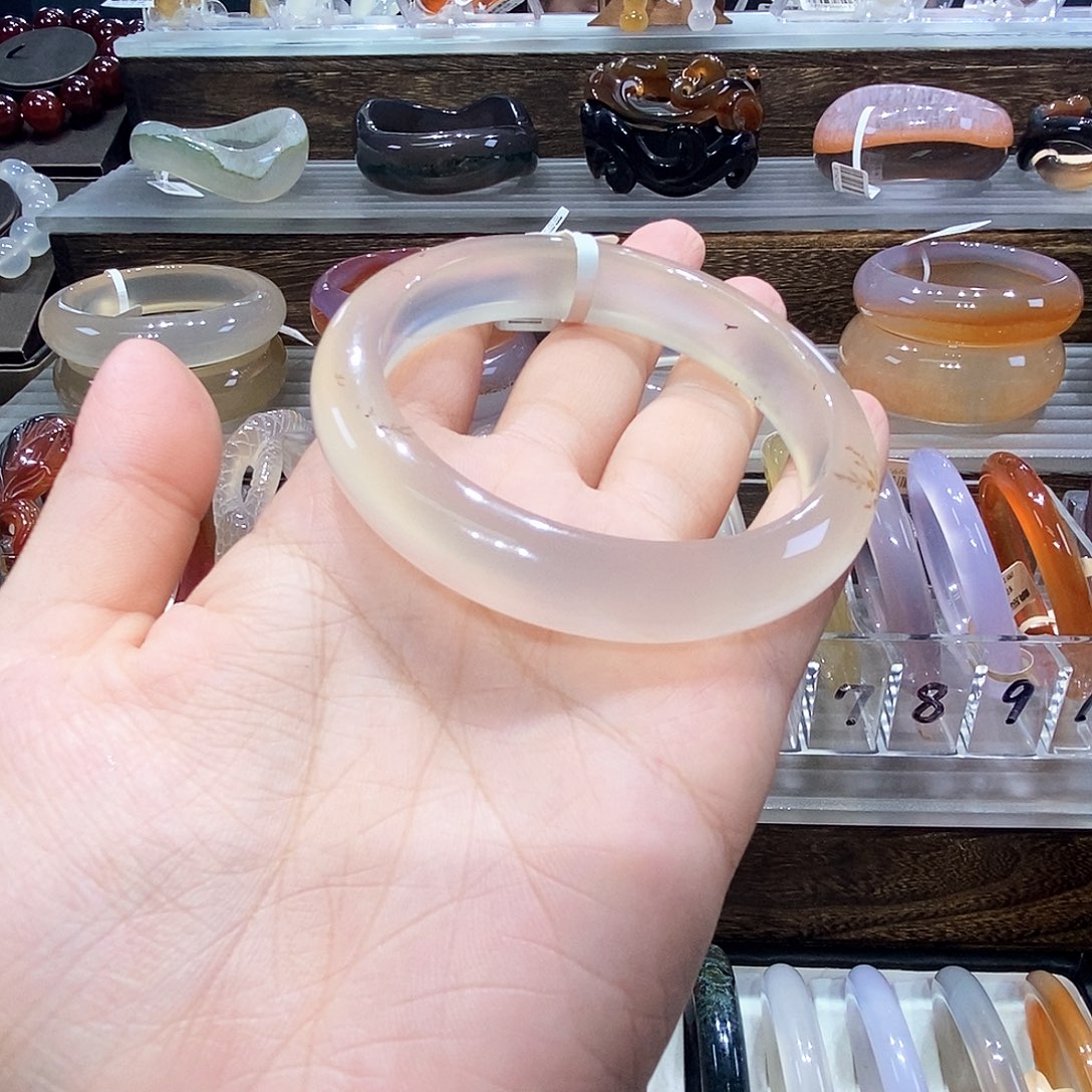 ***玛瑙/玉髓手镯未镶嵌