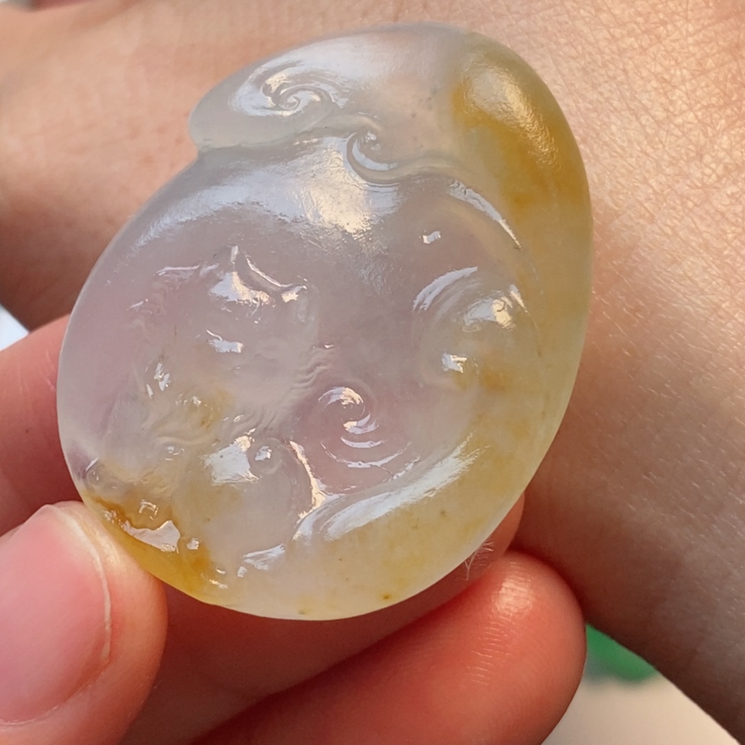 定制翡翠未镶嵌九尾狐