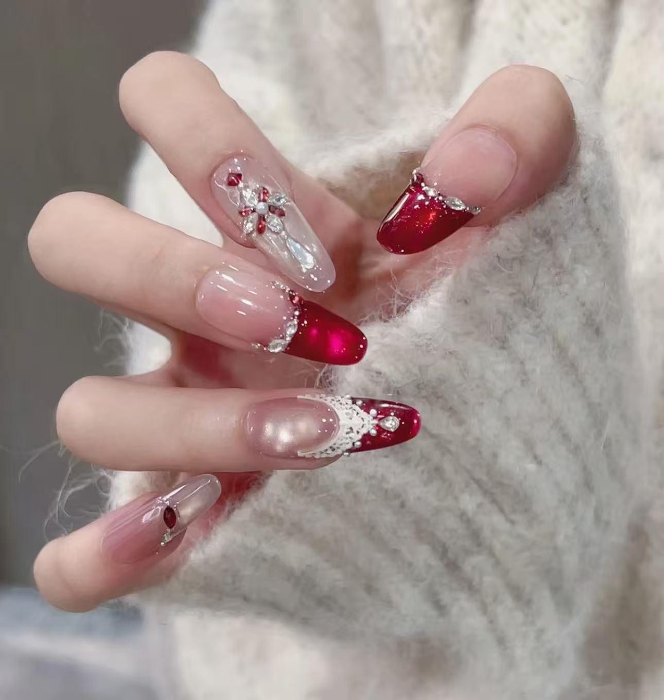 【酒红晚宴】穿戴甲美甲款式推荐2025爆款美甲高质量穿戴美甲饰品