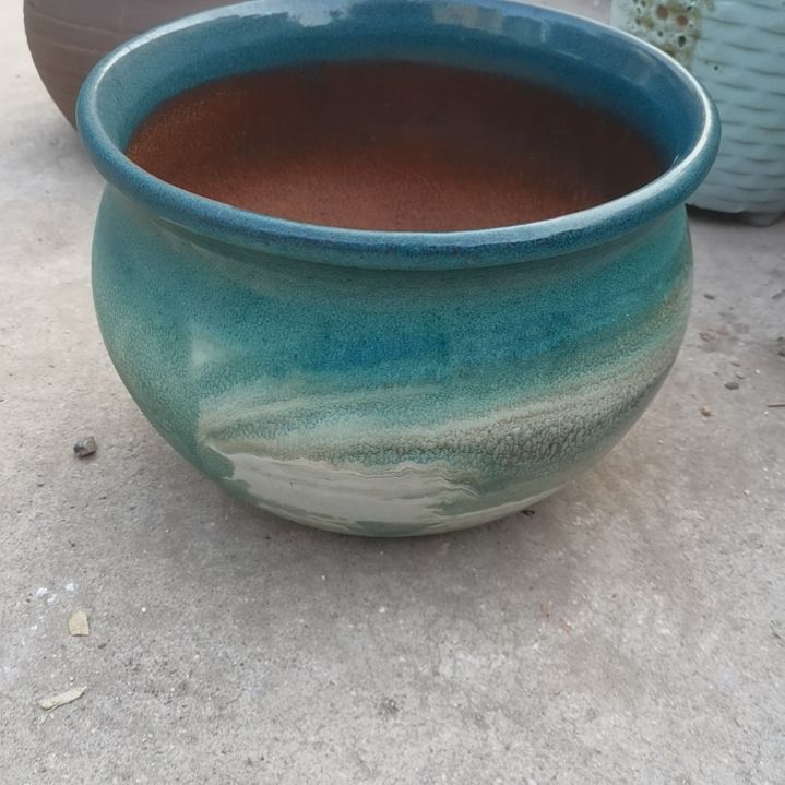 红陶口25高18一个盆子