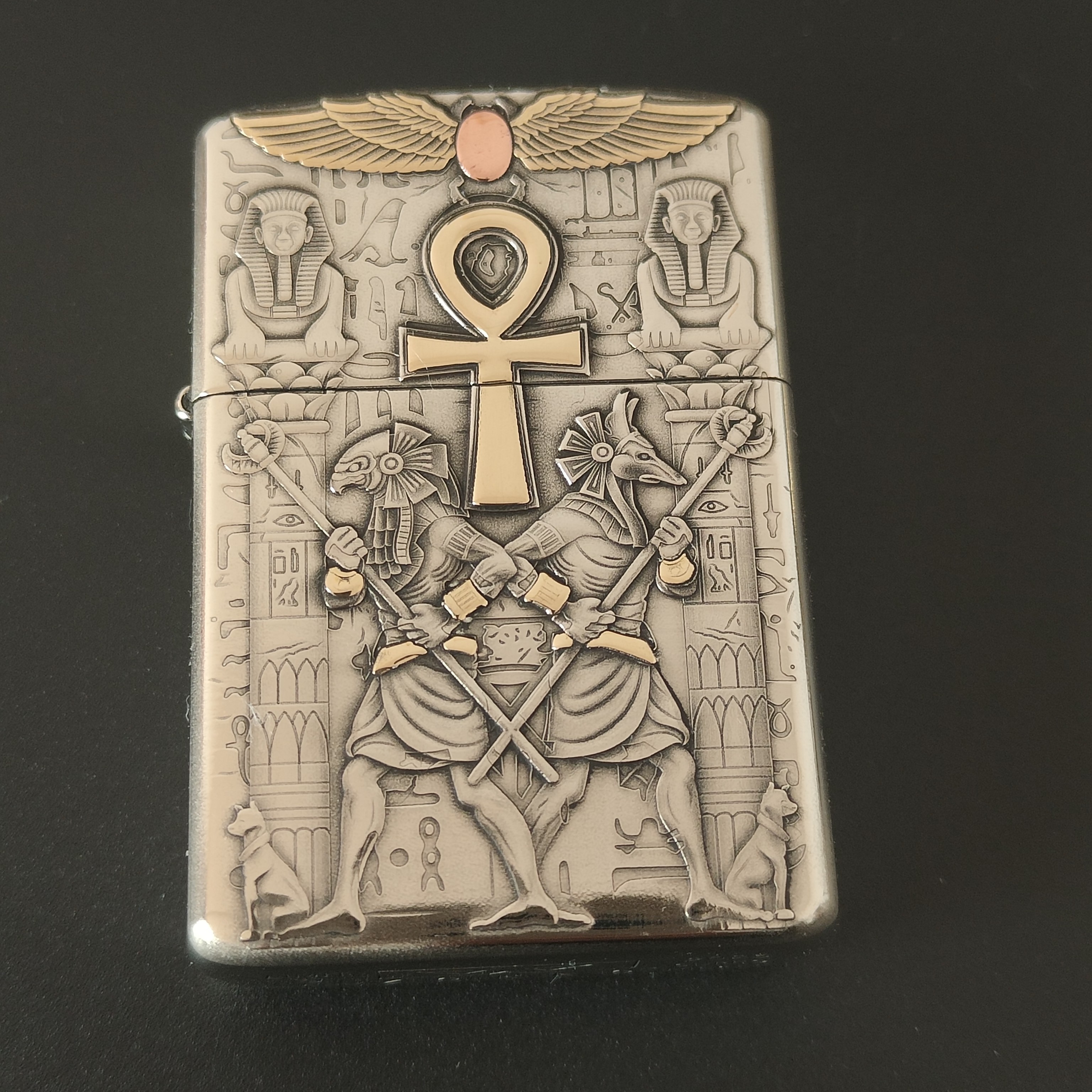 双面浮雕阿努比斯防风便携打火机