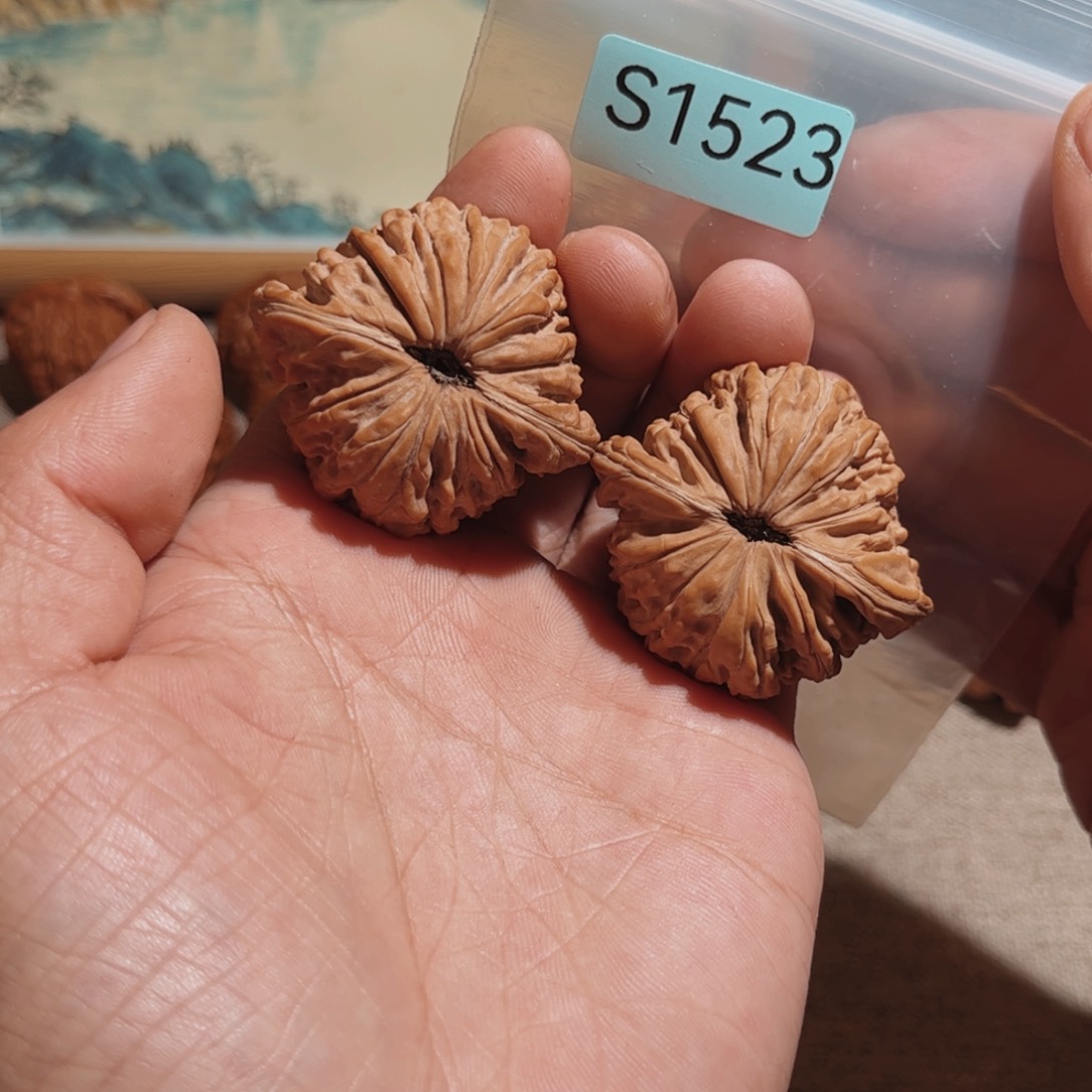 文玩核桃吊坠汉高楼