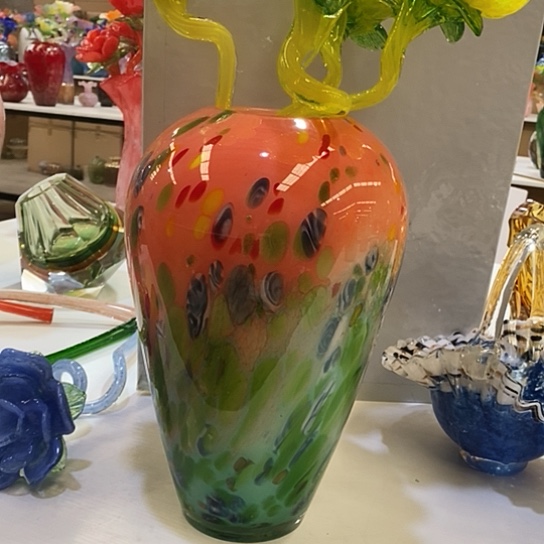 琉璃花瓶高31厘米口径9厘米