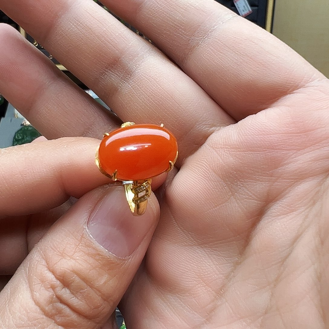 和田玉（碧玉）戒指18K金镶嵌