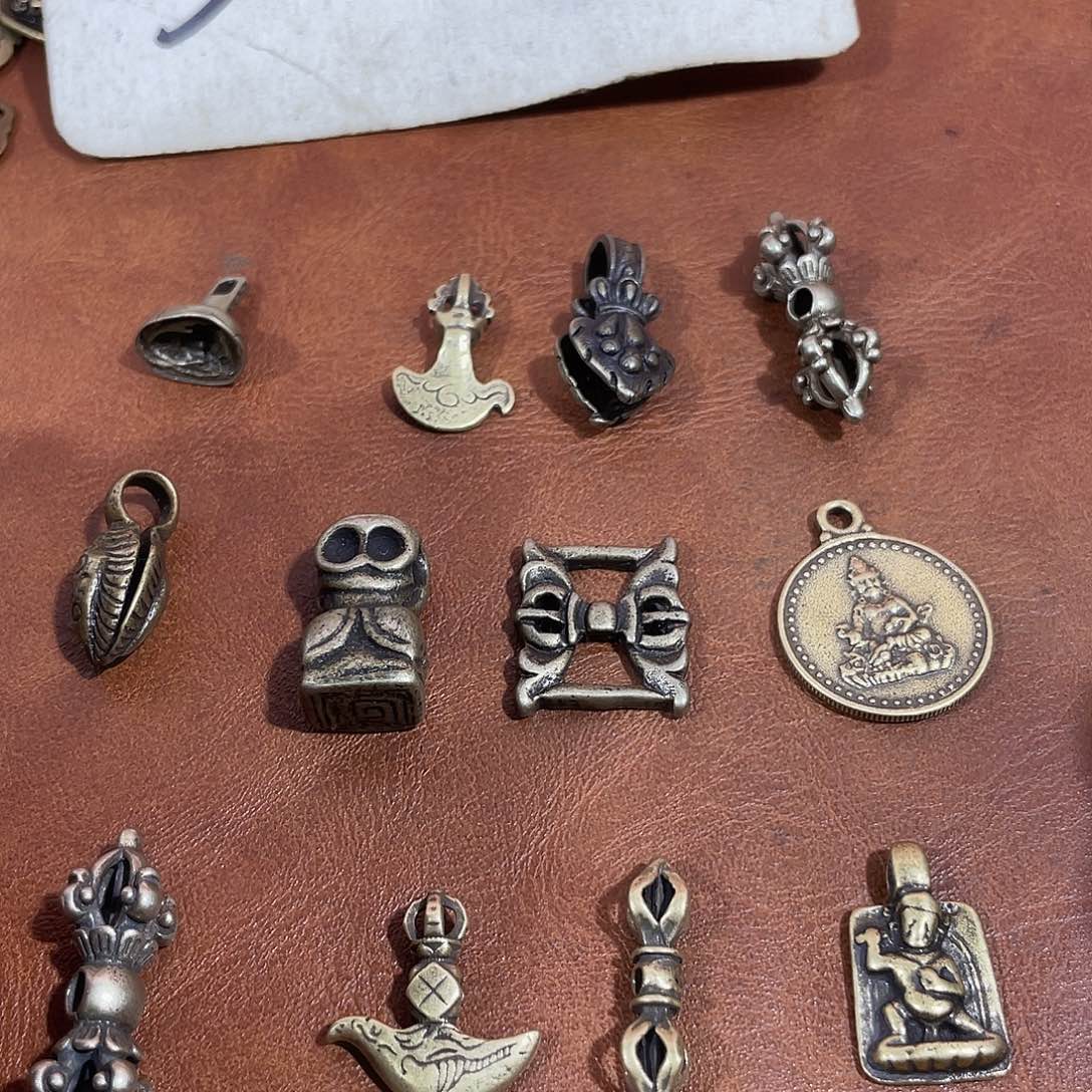 杨***洛东西很好看很好看