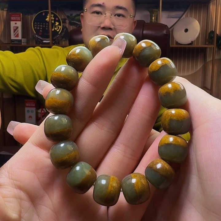 和田玉手串未镶嵌?****