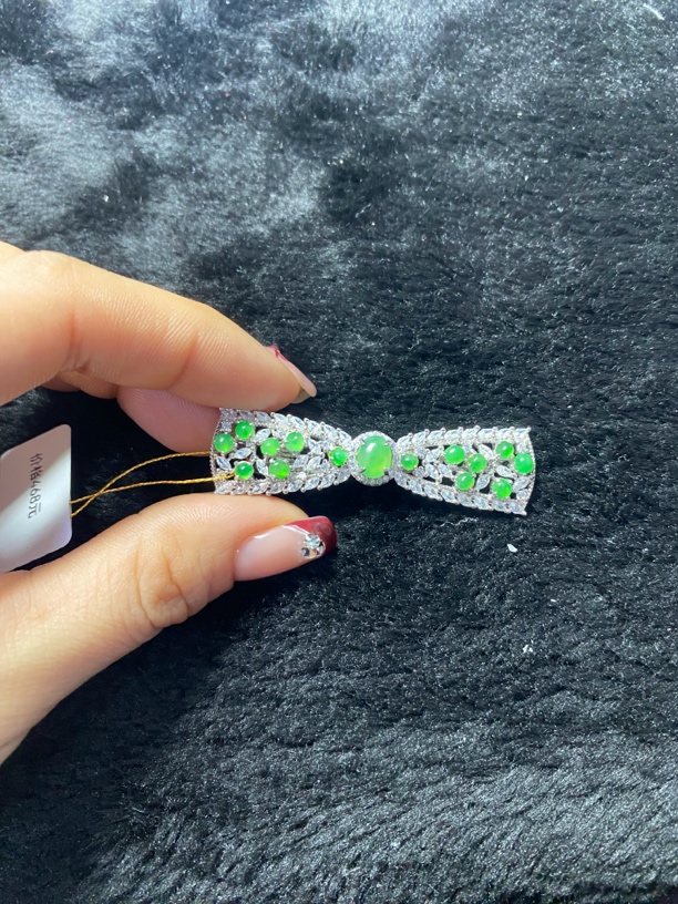 天然缅甸翡翠发饰