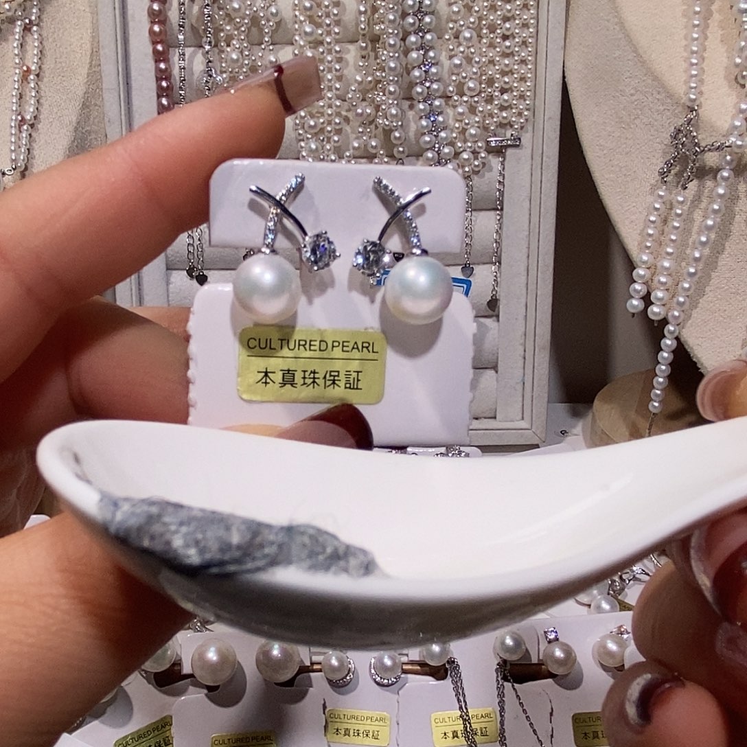 为***呢淡水珍珠耳饰银S925镶嵌炫彩樱桃耳钉