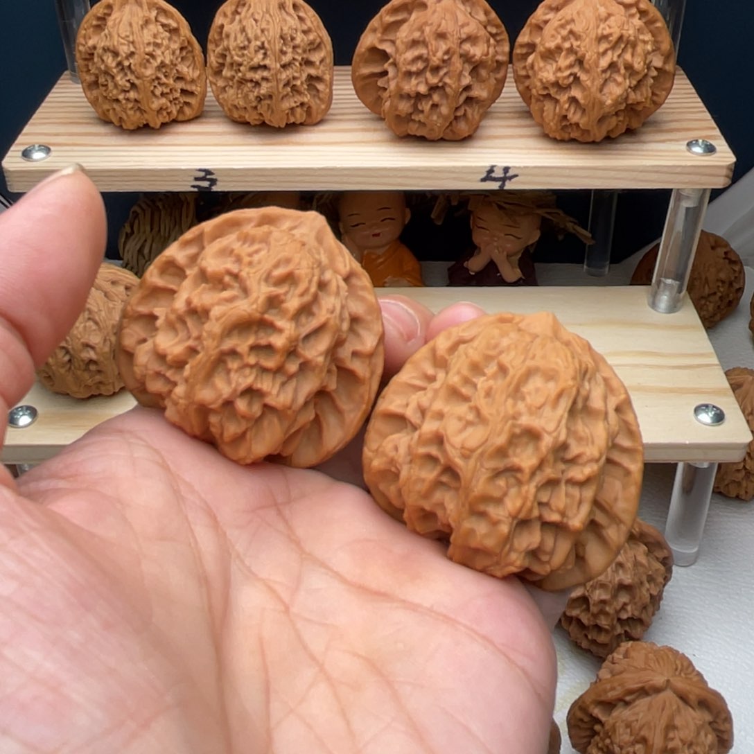 桃核把件梨木台…焕