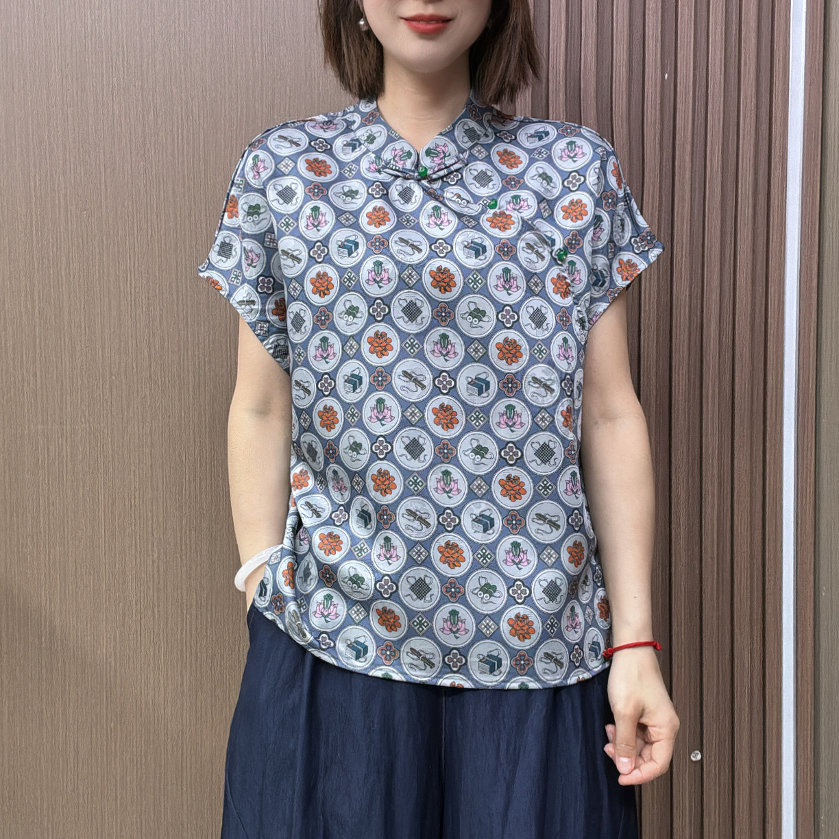 【小雅原创】2025时尚经典严选新中式盘扣国风落肩上衣