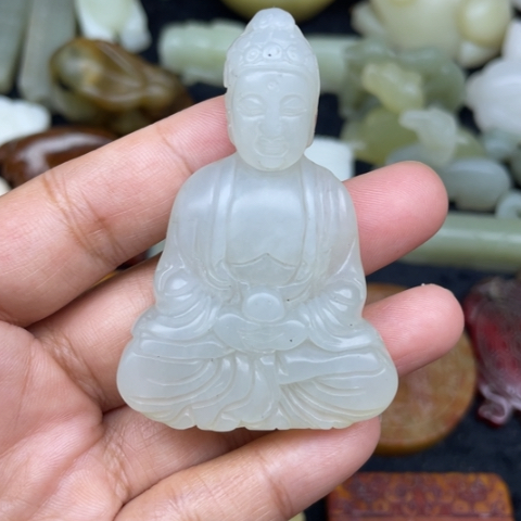 未镶嵌蛇纹石玉颈饰3