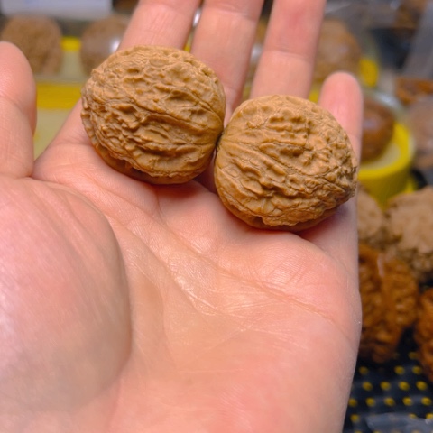 文玩核桃吊坠野生