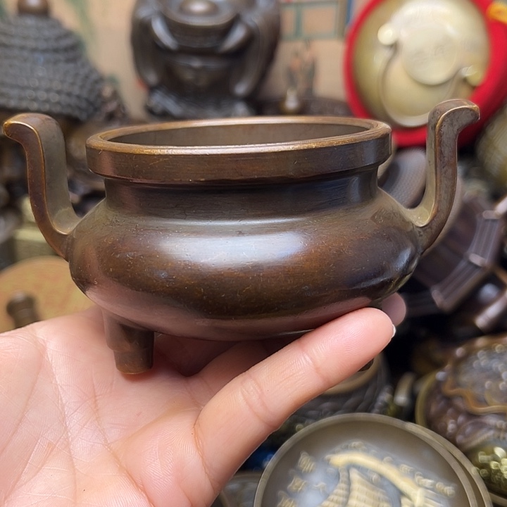 铜器摆件老王直播间