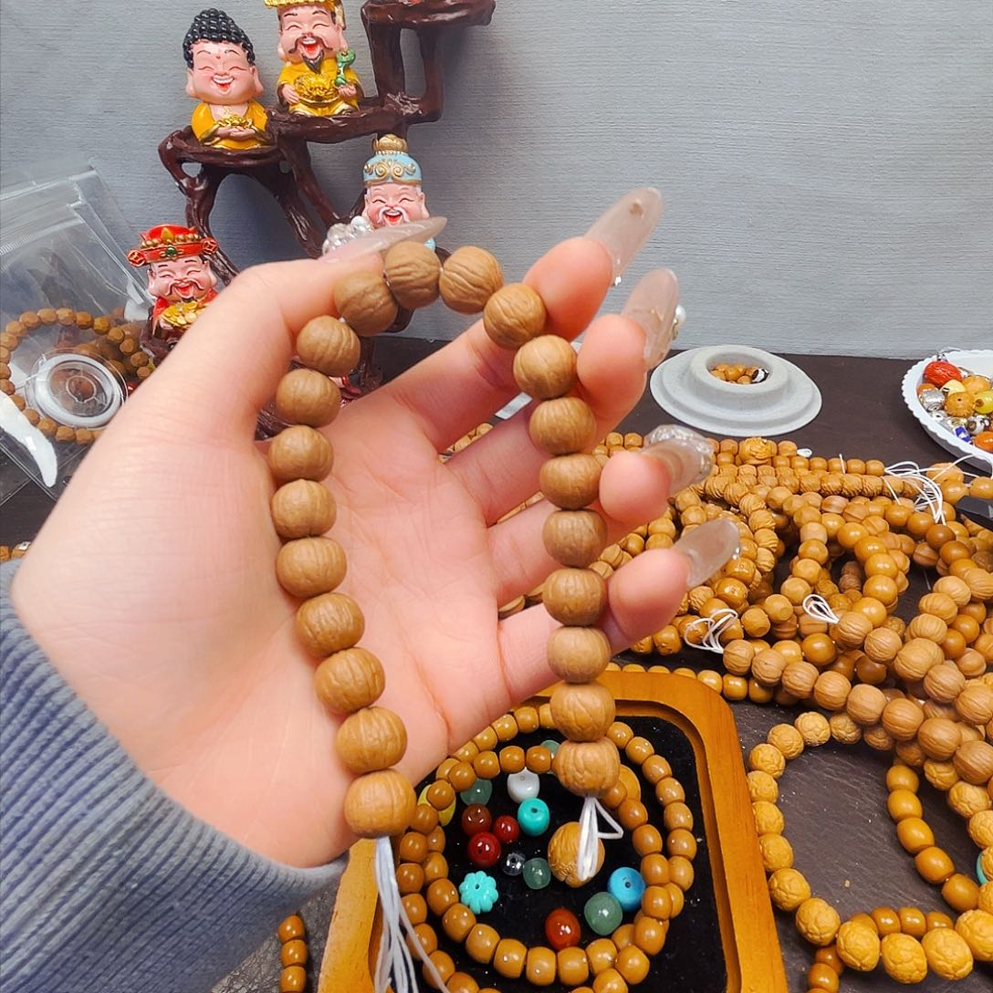 猴头核桃吊坠A****、南瓜