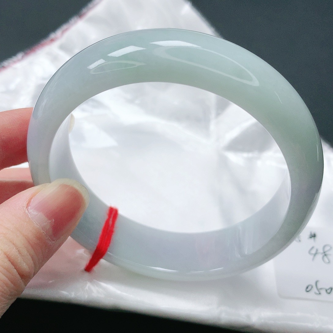 翡翠手镯未镶嵌缅甸天然A货翡翠