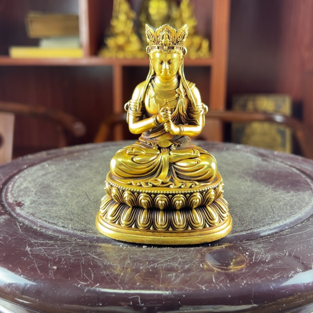 王****8佛像的造型和造型