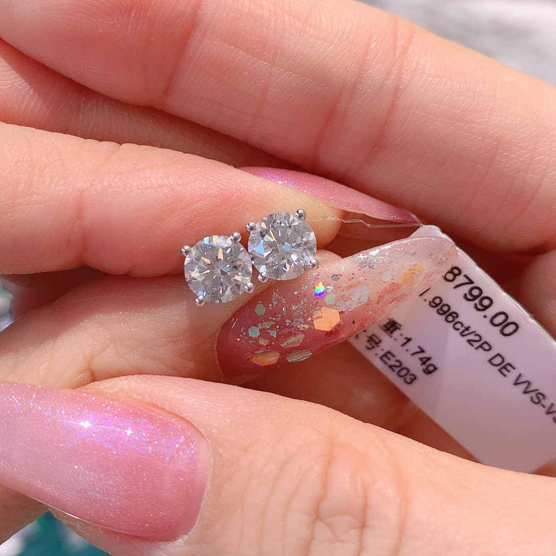 合成钻石耳饰18K金镶嵌