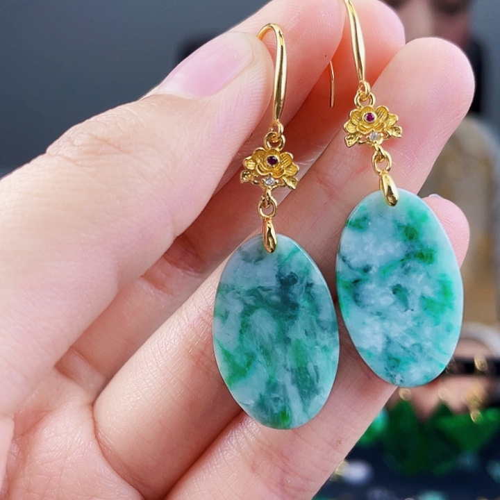 翡翠耳饰未镶嵌饰品