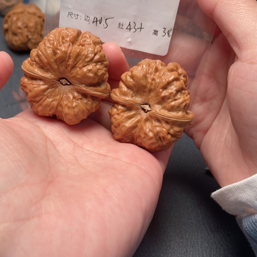 文玩核桃吊坠蛤蟆