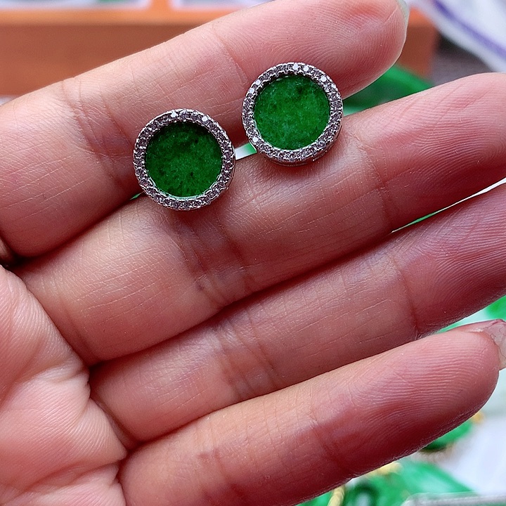 翡翠颈饰银S925镶嵌翡翠