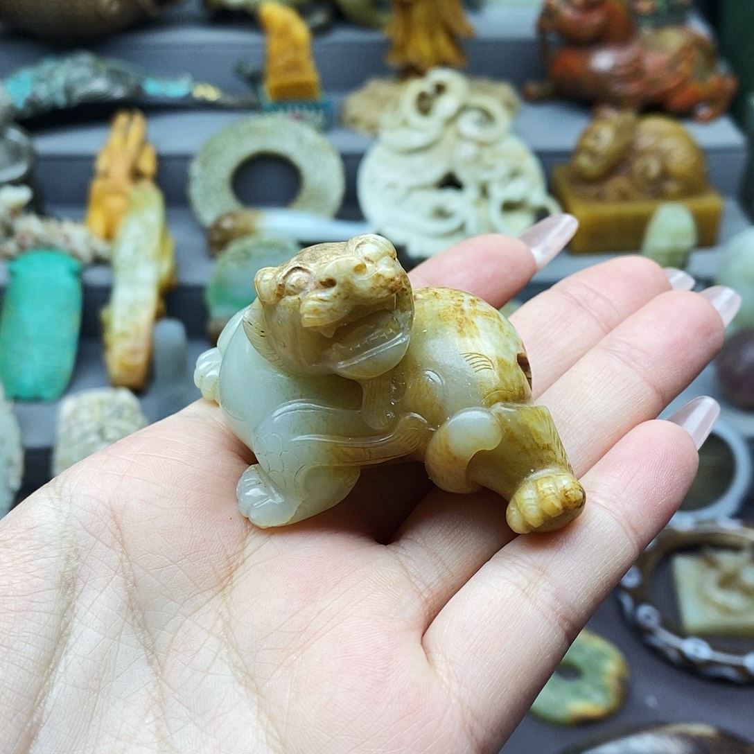 和田玉（糖玉）未镶嵌挂件