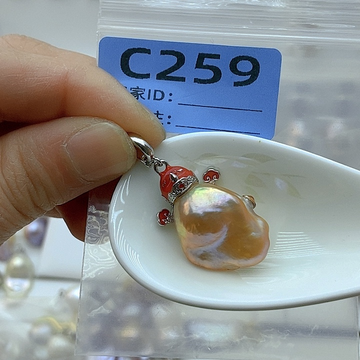 淡水珍珠颈饰未镶嵌